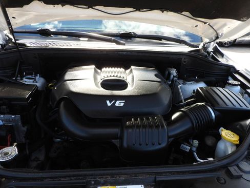 Used 2015 Jeep Grand Cherokee Limited AWD/4WD image 15