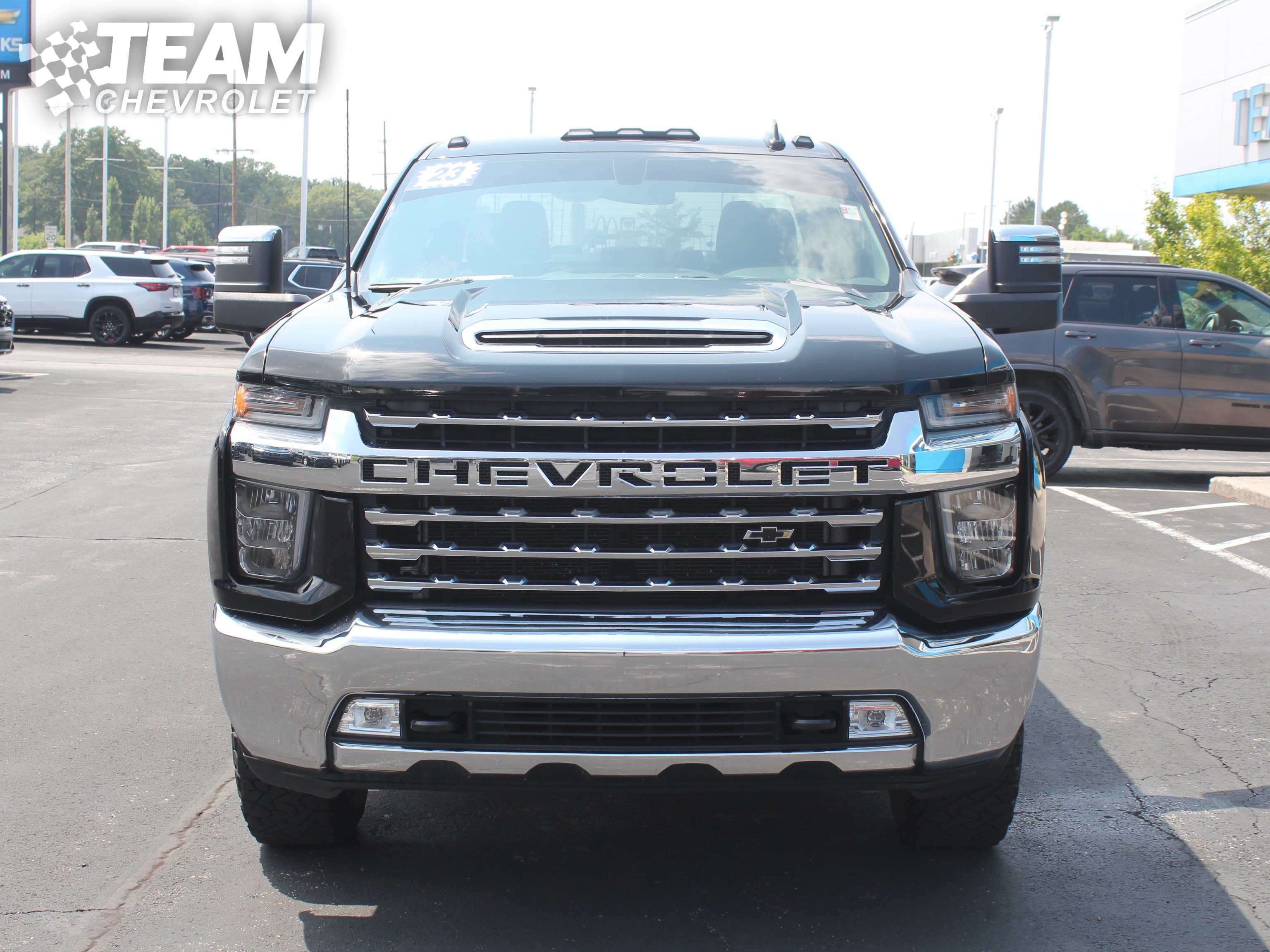 Used 2023 Chevrolet Silverado 2500 LTZ w/ Snow Plow Prep/Camper Package AWD/4WD image 11