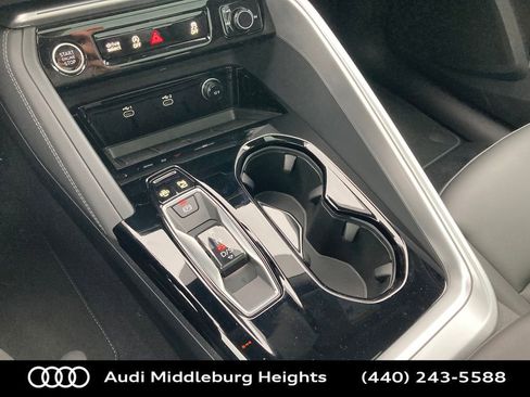 Used 2025 Audi Q5 Premium Plus w/ Premium Plus image 36