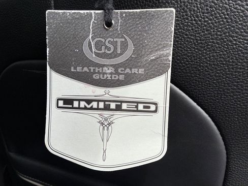 Used 2024 RAM 2500 Limited AWD/4WD image 42
