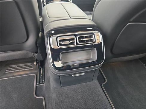 Certified 2022 Mercedes-Benz S 500 4MATIC image 16