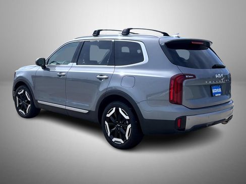Used 2025 Kia Telluride S AWD/4WD image 7