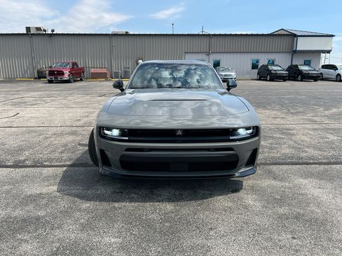Used 2026 Dodge Charger Scat Pack w/ Blacktop Package AWD/4WD image 3