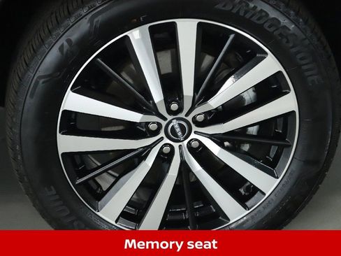 Certified 2024 Nissan Pathfinder Platinum w/ Cargo Package image 12