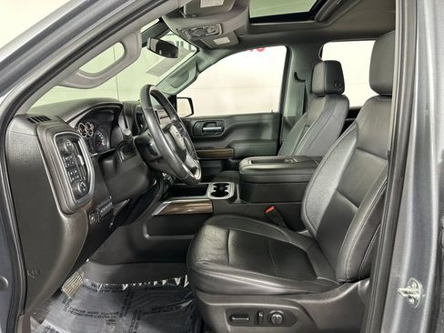 Used 2021 Chevrolet Silverado 1500 LT Trail Boss w/ Convenience Package II AWD/4WD image 12