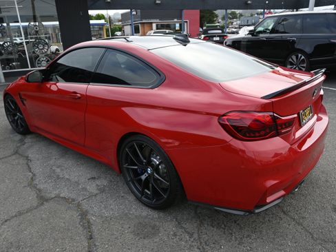 Used 2020 BMW M4 CS w/ Executive Package RWD image 21