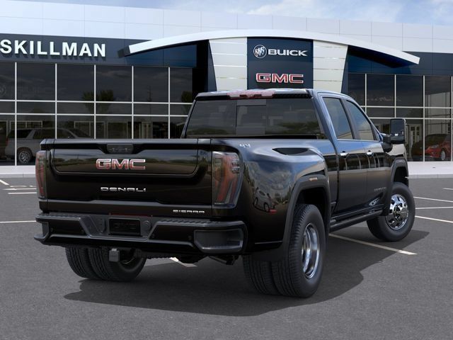 New 2026 GMC Sierra 3500 Denali Ultimate AWD/4WD image 4