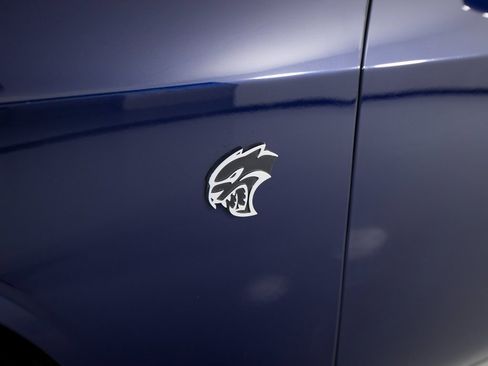 Used 2015 Dodge Challenger SRT Hellcat image 39