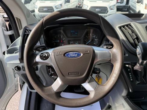 Used 2018 Ford Transit 350 138 DRW RWD image 6