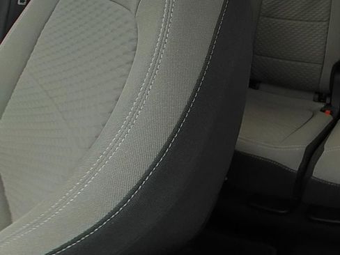 Used 2022 Ford Escape SE w/ SE Sport Appearance Package FWD image 12
