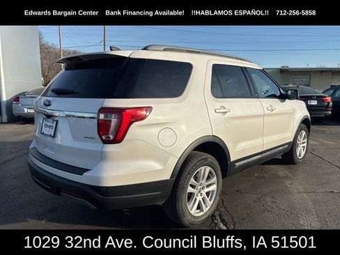 Used 2019 Ford Explorer XLT image 8