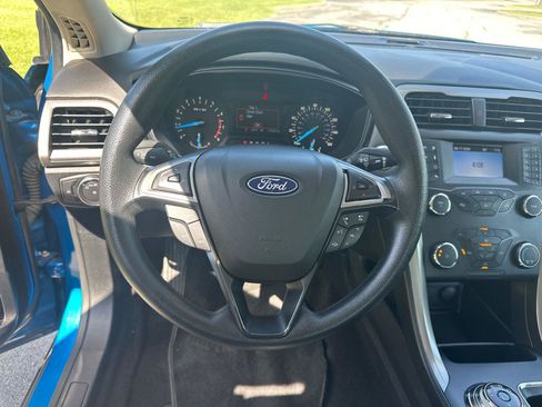 Used 2020 Ford Fusion S FWD image 14