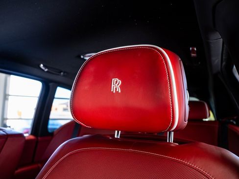 Used 2022 Rolls-Royce Cullinan image 42