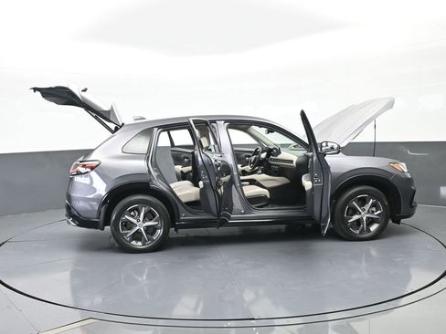 Used 2023 Honda HR-V EX-L image 77