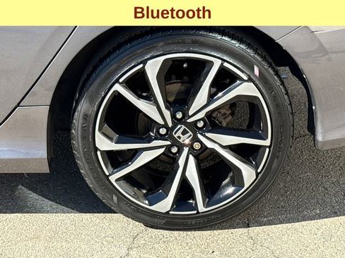 Used 2019 Honda Civic Sport image 9