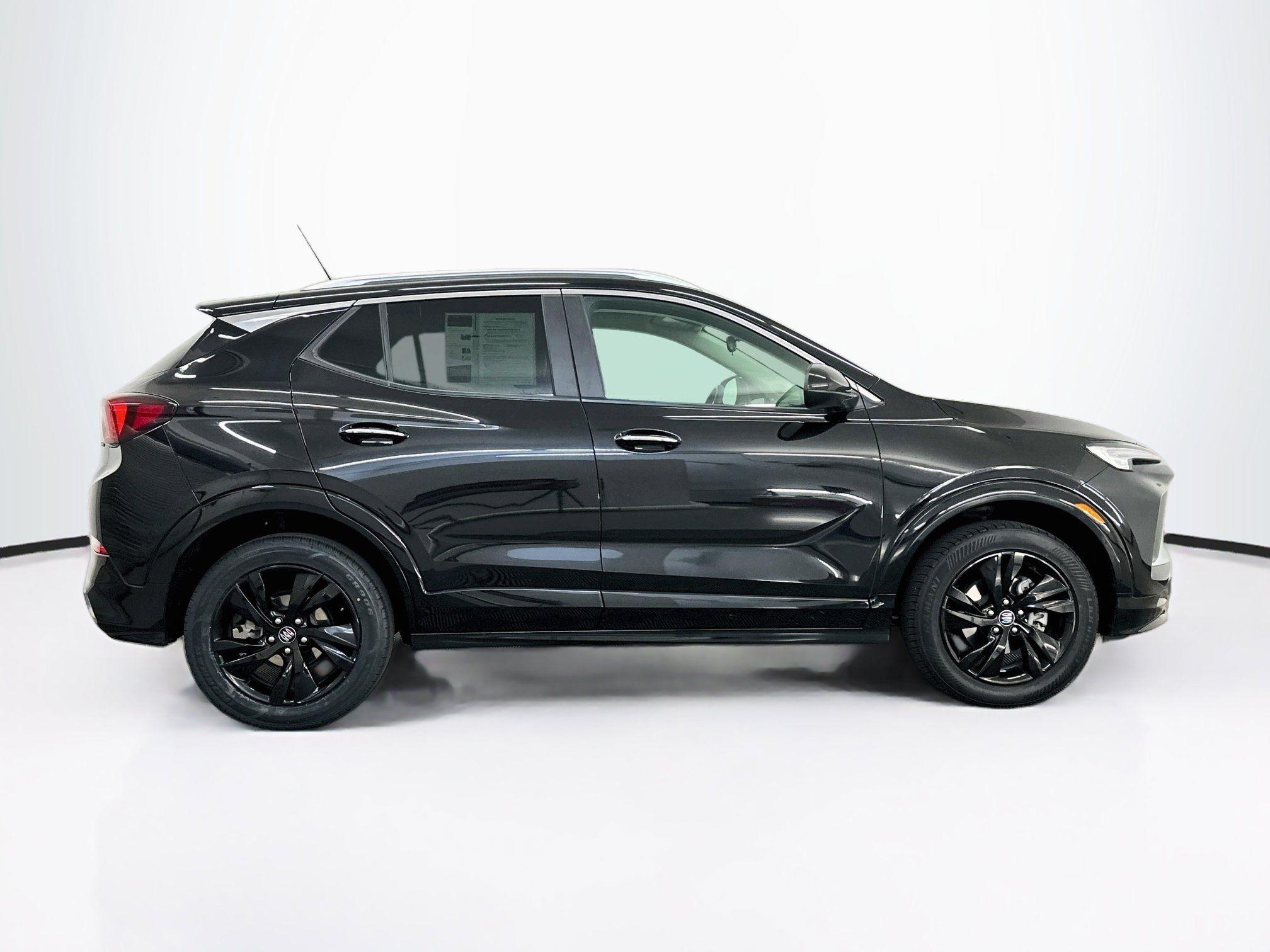 Used 2024 Buick Encore GX Sport Touring AWD/4WD image 10