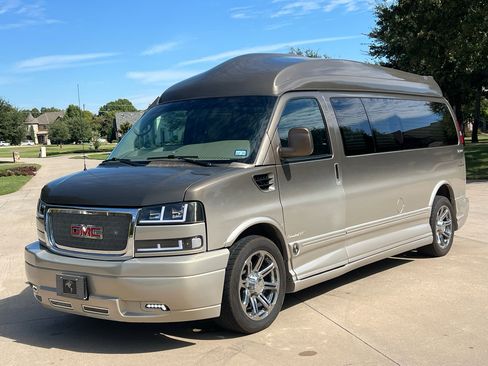 Used 2014 GMC Savana 2500 Extended image 2