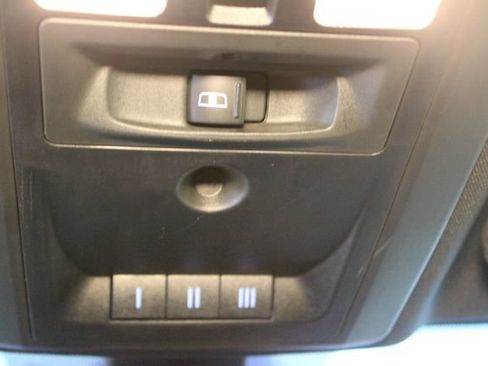 Used 2021 RAM 1500 Warlock AWD/4WD image 26