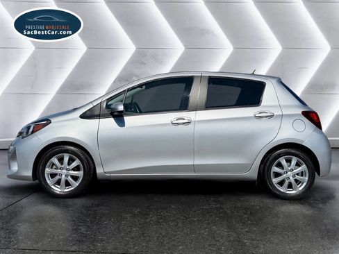 Used 2016 Toyota Yaris LE image 5