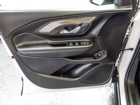 Certified 2023 GMC Terrain SLE w/ Driver Convenience Package FWD image 25