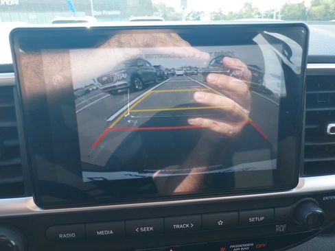 New 2026 Hyundai Venue SE FWD image 22