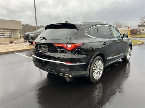 Used 2023 Acura MDX SH-AWD w/ Advance Package image 3