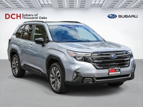 New 2025 Subaru Forester Touring image 3