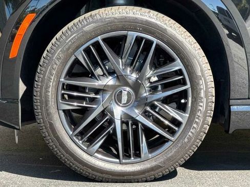 New 2025 Cadillac Escalade IQ Sport 1 w/ LPO, ONYX Package image 26