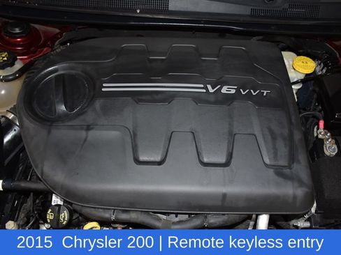 Used 2015 Chrysler 200 S FWD image 7