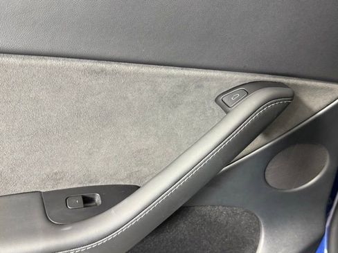 Used 2024 Tesla Model Y Long Range image 21