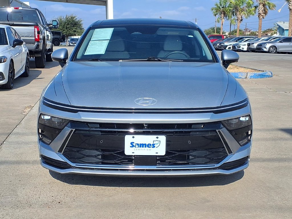 Used 2025 Hyundai Sonata Limited FWD image 3