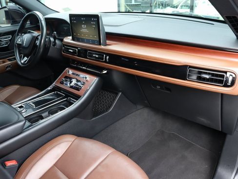 Used 2023 Lincoln Aviator Reserve w/ Elements Package Plus image 22