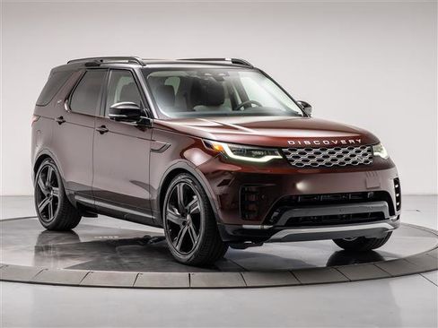 New 2026 Land Rover Discovery Limited Edition AWD/4WD image 7
