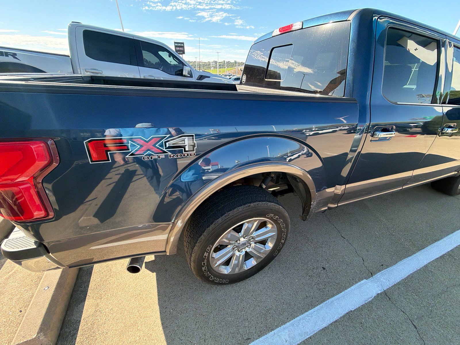 Used 2020 Ford F150 King Ranch w/ Equipment Group 601A Luxury AWD/4WD image 17