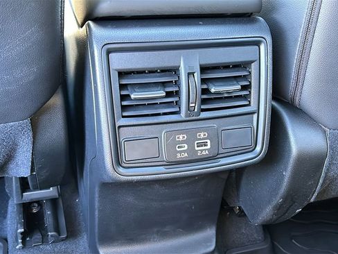 Certified 2025 Subaru Forester Premium image 26