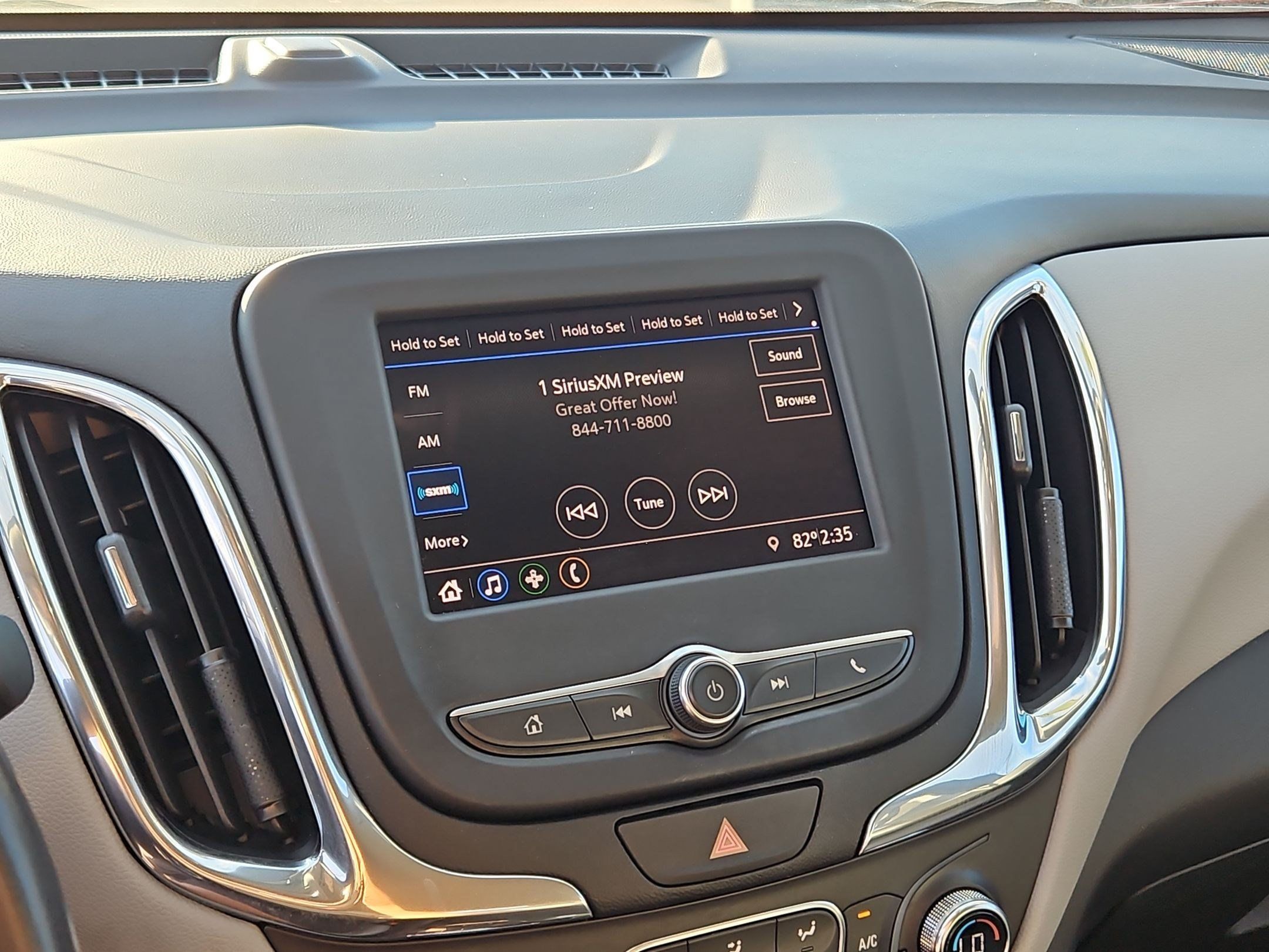 Certified 2020 Chevrolet Equinox LT FWD image 18