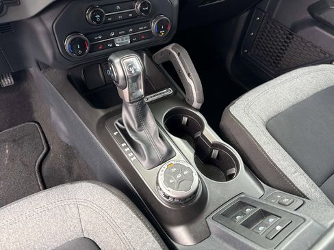 Used 2022 Ford Bronco Big Bend image 24