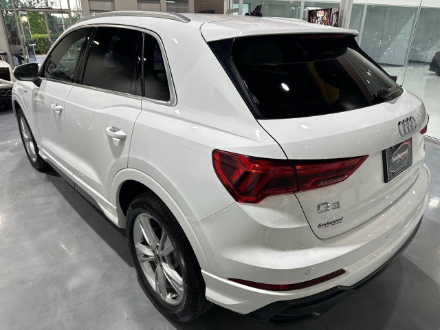 Used 2022 Audi Q3 2.0T Premium AWD/4WD image 27