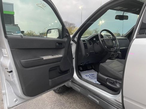 Used 2010 Ford Escape XLT image 18