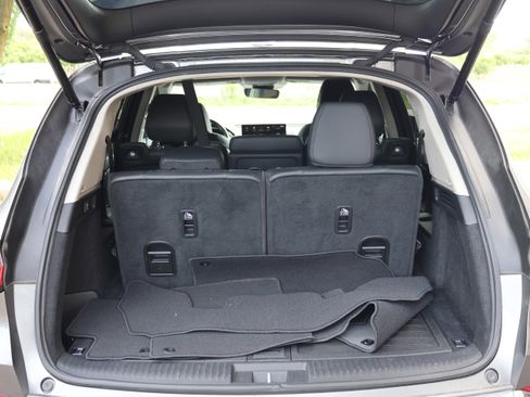 Used 2023 Acura MDX SH-AWD image 7