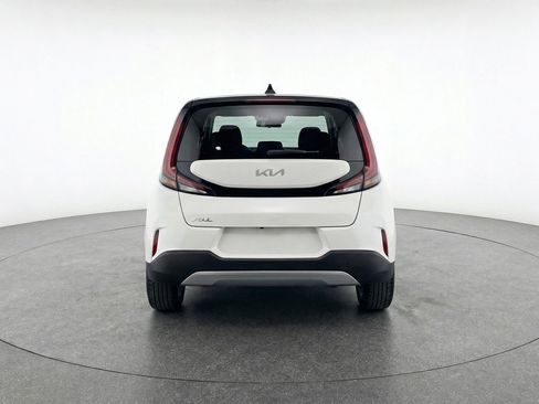 Used 2025 Kia Soul LX w/ LX Technology Package image 7