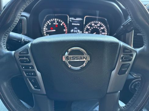 Used 2017 Nissan Titan Platinum Reserve image 10
