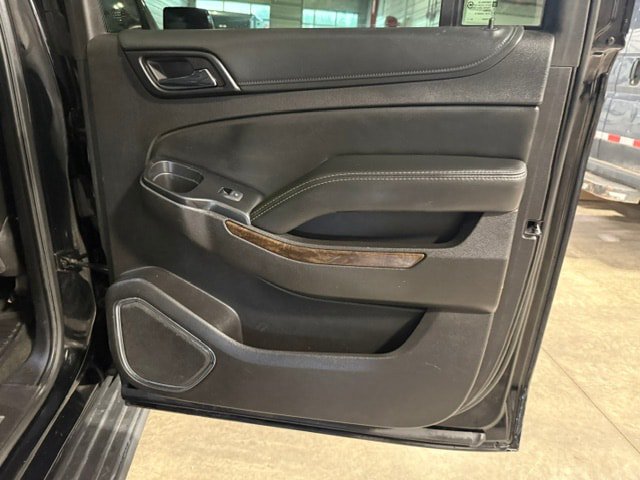 Used 2017 Chevrolet Suburban LT AWD/4WD image 13