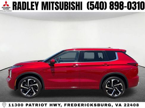 Used 2023 Mitsubishi Outlander SEL AWD/4WD image 16