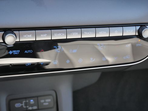 Certified 2025 Hyundai Ioniq 5 SEL image 24