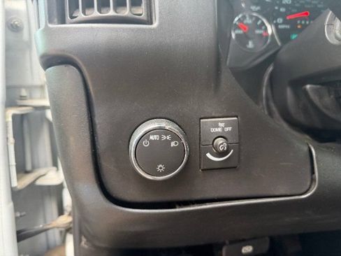 Used 2020 Chevrolet Express 2500 w/ Driver Convenience Package RWD image 24