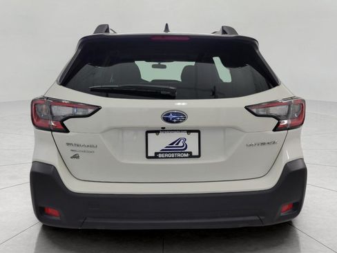 Used 2025 Subaru Outback Premium AWD/4WD image 53