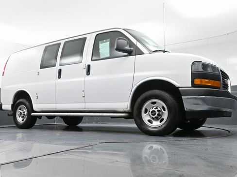Used 2024 GMC Savana 2500 w/ Driver Convenience Package image 44