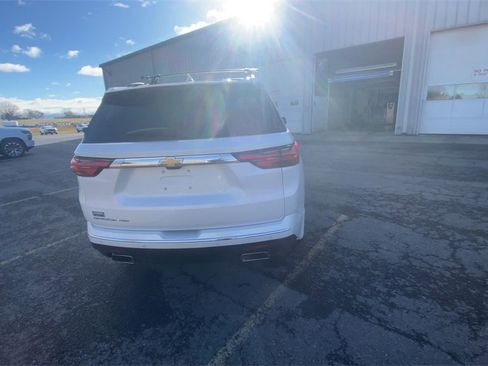 Certified 2022 Chevrolet Traverse High Country w/ LPO, Floor Liner Package image 7