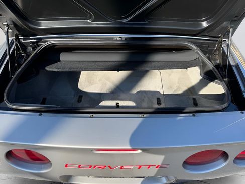 Used 1999 Chevrolet Corvette Convertible w/ Performance Handling Pkg image 25
